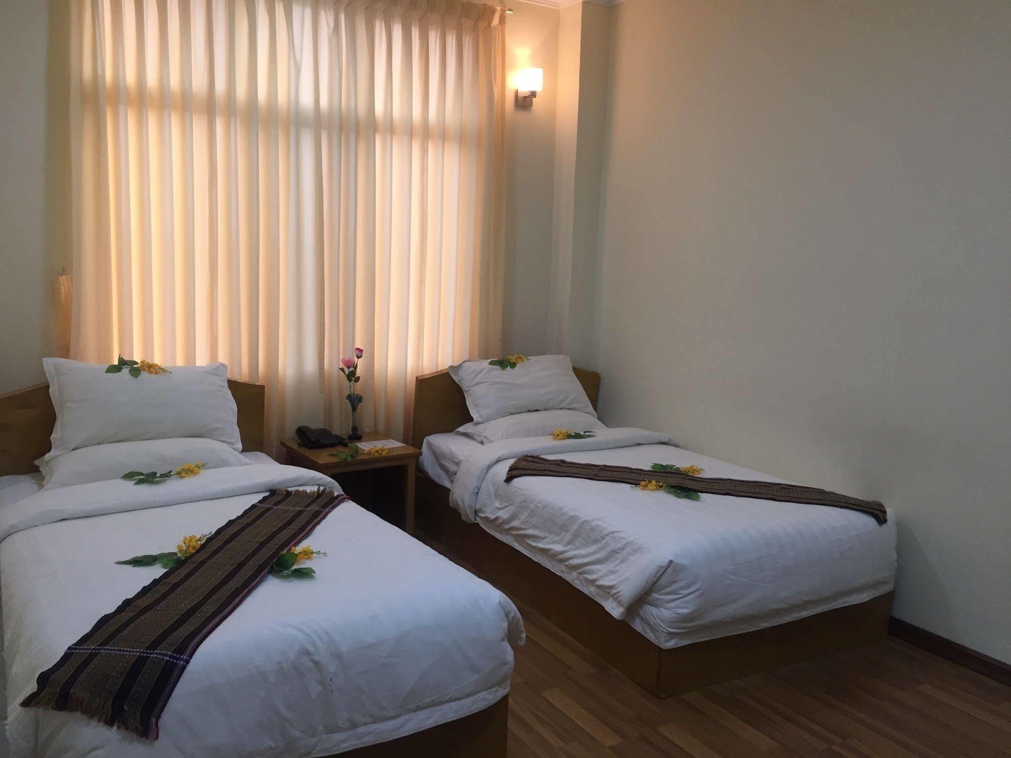 Inle Star Hotel Nyaung Shwe Esterno foto