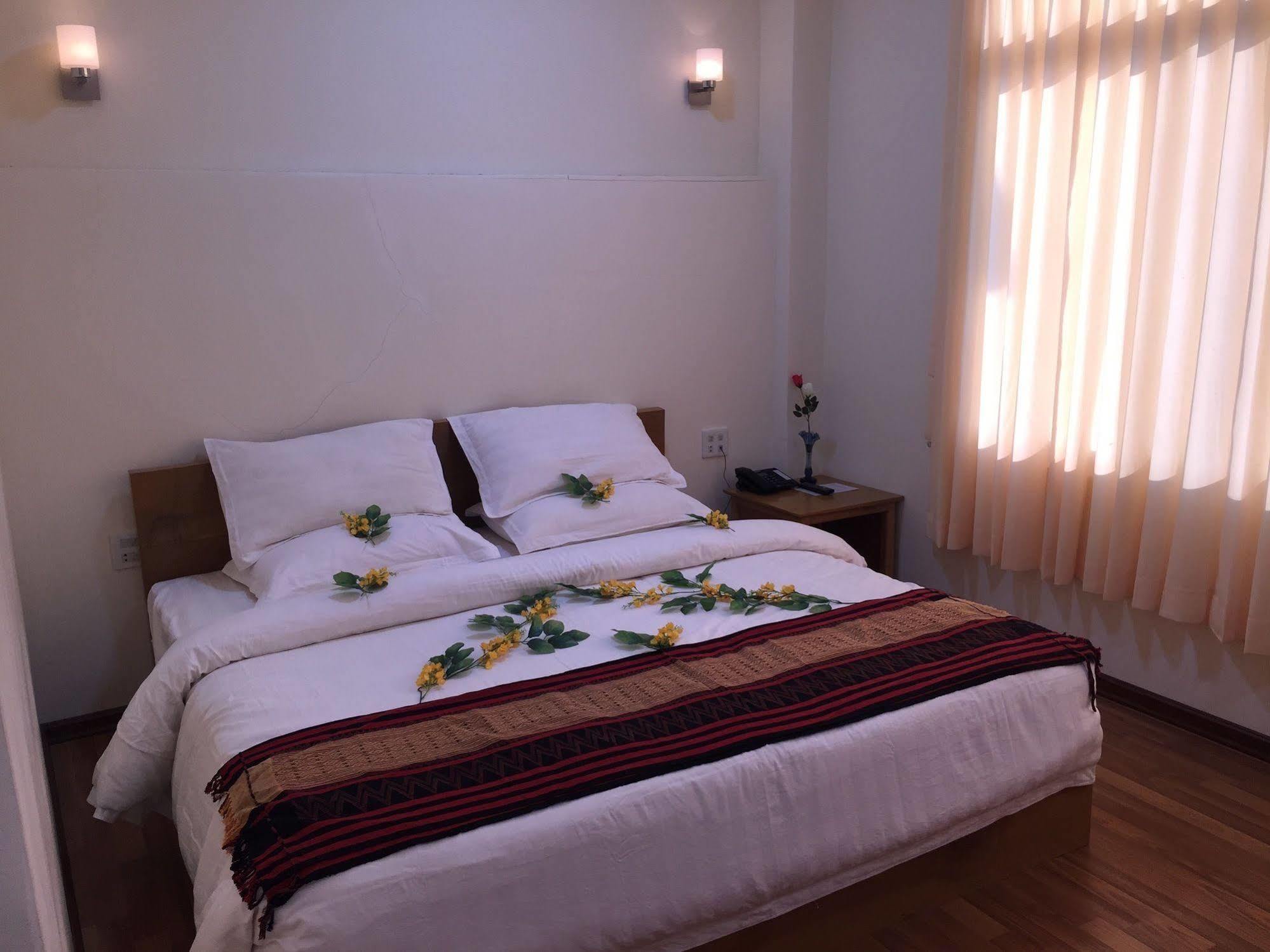 Inle Star Hotel Nyaung Shwe Esterno foto